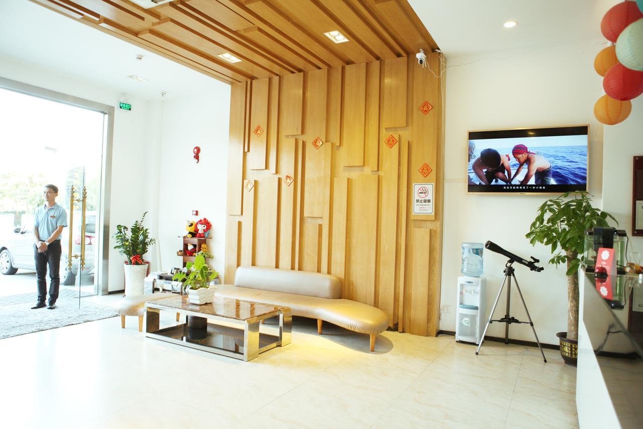 Oyo8001 Tiandi Hotel เซินเจิ้น ภายนอก รูปภาพ