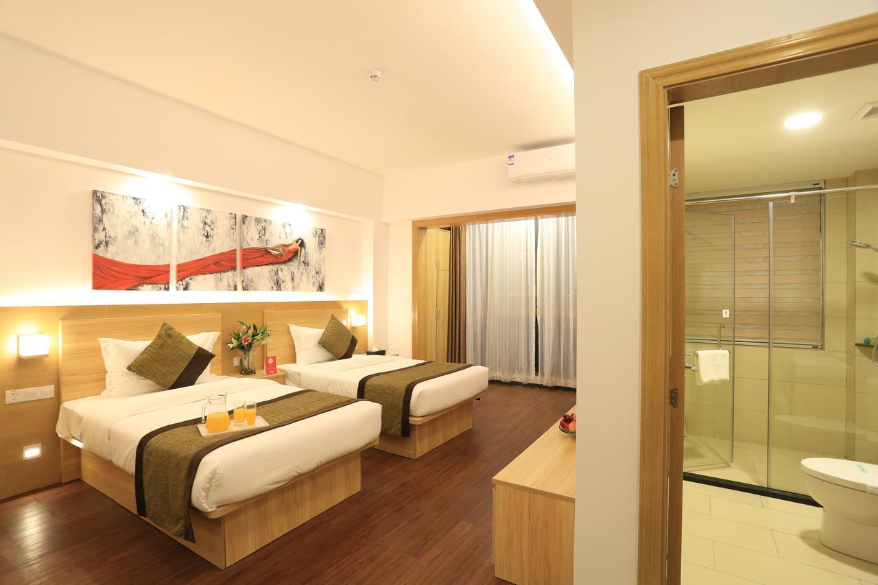 Oyo8001 Tiandi Hotel เซินเจิ้น ภายนอก รูปภาพ