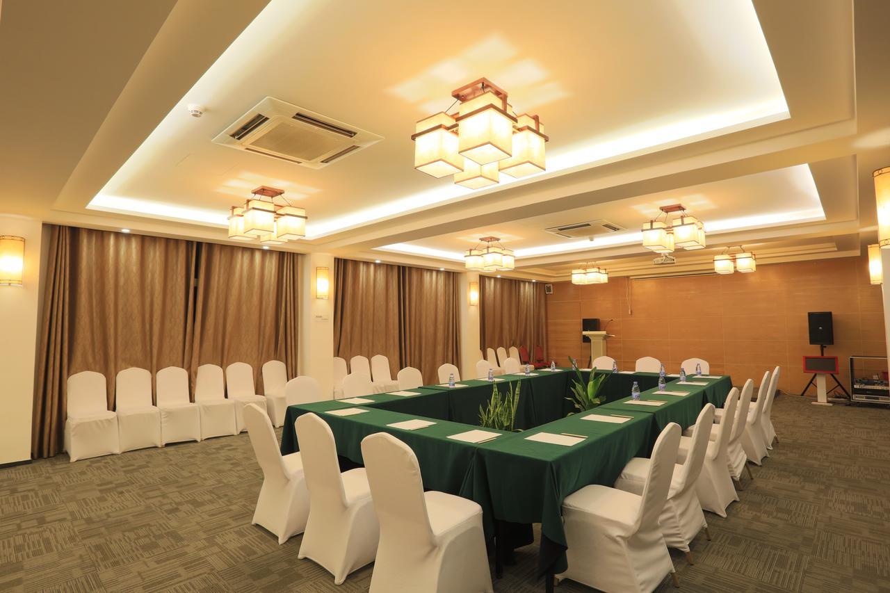 Oyo8001 Tiandi Hotel เซินเจิ้น ภายนอก รูปภาพ