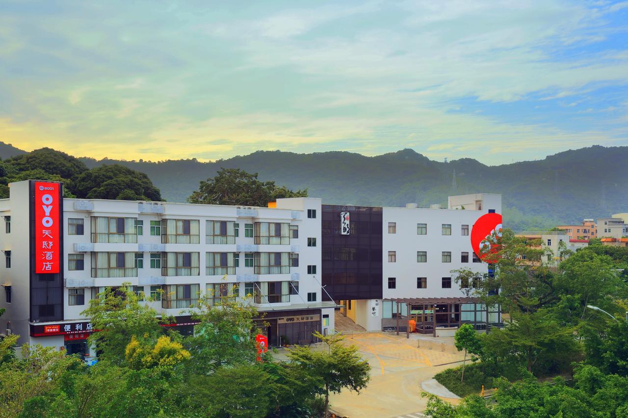 Oyo8001 Tiandi Hotel เซินเจิ้น ภายนอก รูปภาพ