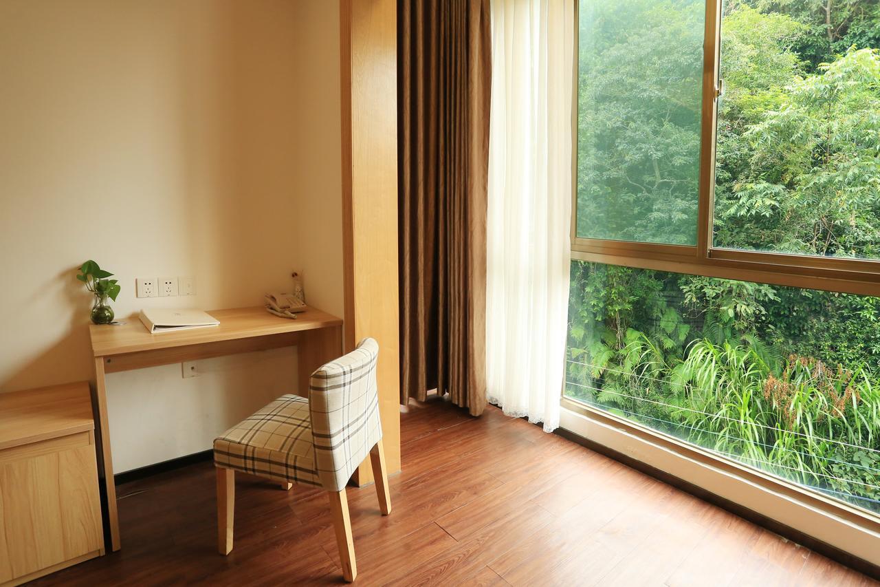 Oyo8001 Tiandi Hotel เซินเจิ้น ภายนอก รูปภาพ